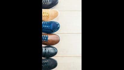 வாஷிங் மெஷினில் ஷூக்களை சுத்தம் செய்யலாமா? 