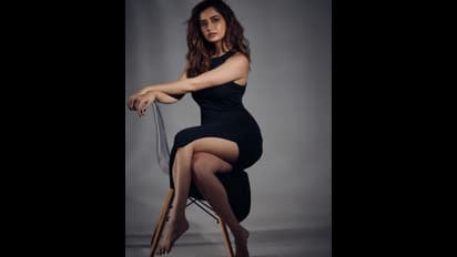 ಮಳೆ ಬಂದ್ರೂ ಸೆಕೆ ನಿಲ್ಲದ್ದಕ್ಕೆ ಆಶಿಕಾ ರಂಗನಾಥ್ ಬೋಲ್ಡ್ ಬ್ಲ್ಯಾಕ್ ಡ್ರೆಸ್ ಲುಕ್ಕೇ ಕಾರಣವಂತೆ!