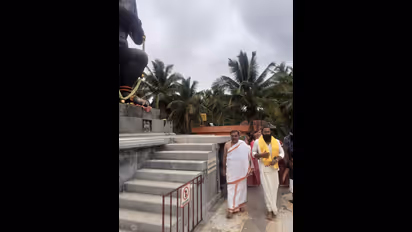 ಹರಿಹರಪುರ ಕ್ಷೇತ್ರಕ್ಕೆ 'ಕಾಂತಾರ' ಖ್ಯಾತಿಯ 'ಡಿವೈನ್ ಸ್ಟಾರ್' ರಿಷಬ್ ಶೆಟ್ಟಿ ಭೇಟಿ, ಫ್ಯಾನ್ಸ್ ಥ್ರಿಲ್! 