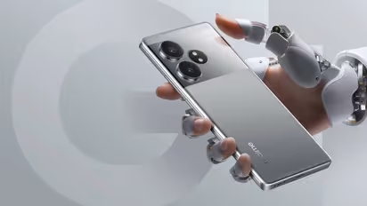 புதிய ஸ்னாப்டிராகன் சிப்செட்டுடன் முதல் ஸ்மார்ட்போன்! ரியல்மீ GT 6T இந்தியாவில் அறிமுகம்!