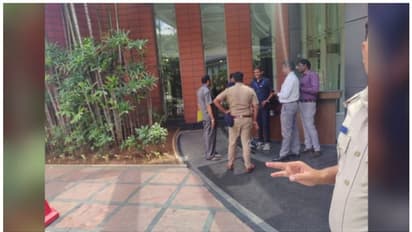 ബെം​ഗളൂരുവിലെ 3 പഞ്ചനക്ഷത്ര ഹോട്ടലുകളിൽ ബോംബ് ഭീഷണി; പരിശോധന നടത്തി പൊലീസ്