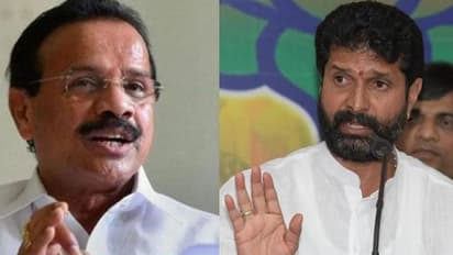 ‘ಪರಿಷತ್ನಲ್ಲಿ ಸೋತವರಿಗೆ ಟಿಕೆಟ್ ಕೊಡಲ್ಲ’: ಬಿಜೆಪಿ ಕೋರ್ ಕಮಿಟಿಯಲ್ಲಿ ಸಿ.ಟಿ.ರವಿ, ಡಿವಿಎಸ್ ತರಾಟೆ!