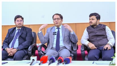 ജിദ്ദ വിമാനത്താവളത്തിലെത്തുന്ന ഇന്ത്യന് തീർത്ഥാടകർക്കായി അതിവേഗ ഹറമൈന് ട്രെയിന് സൗകര്യം