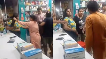 Video of a fight between women over a loan of Rs 100 at a medical shop goes viral [WATCH]