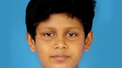 കൂട്ടുകാരോടൊപ്പം കുളത്തില് ചാടുന്നതിനിടെ തലക്ക് പരിക്ക്, 14കാരൻ മുങ്ങി മരിച്ചു