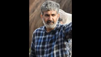 రాజమౌళి, సుకుమార్, నాగ్ అశ్విన్.. త్వరలో కొరటాల.. త్రివిక్రమ్ నెక్స్ట్ లెవల్ కి వెళ్లాలంటే ఇవి వదిలేయాలి ?