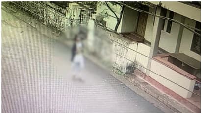 12 വയസുകാരിയെ കണ്ടെത്തി; ആലുവയില് കാണാതായ പെണ്കുട്ടിയെ അങ്കമാലിയില് നിന്നും കണ്ടെത്തി