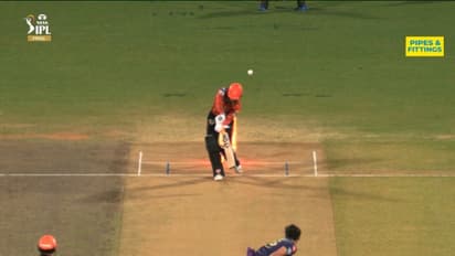 ആദ്യ പന്തിന് മുമ്പ് തന്നെ ഹൈദരാബാദ് തോല്‍വി സമ്മതിച്ചു! സ്റ്റാര്‍ക് പേടിയില്‍ ഹെഡിനെ മാറ്റിയത് തിരിച്ചടിയായി