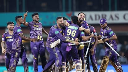 അഞ്ച് താരങ്ങളെ നിലനിര്ത്താമെന്ന് റിപ്പോര്ട്ട്! ഐപിഎല് മെഗാ ലേലത്തിന്റെ നിര്ണായകങ്ങള് വിവരങ്ങള് പുറത്ത്