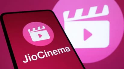 സിനിമകള് വാങ്ങുവാന് ആരെയും ഇടനിലക്കാരായി നിയമിച്ചിട്ടില്ലെന്ന് വ്യക്തമാക്കി ജിയോ സിനിമ