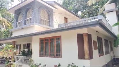 കണ്ണൂരിൽ വീട്ടില്‍നിന്നും 10 പവൻ സ്വർണവും 15000 രൂപയും കവർന്നു; മോഷണം വീട്ടുകാര്‍ തീര്‍ത്ഥാടനത്തിന് പോയപ്പോള്‍