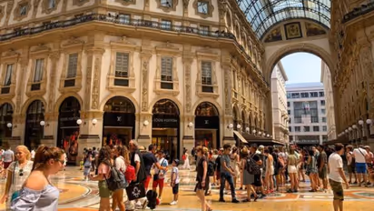 Dubai to Milan: Top 5 best shopping destinations in the world 