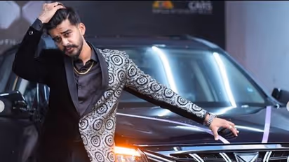 ದುಬಾರಿ ಕಾರು ಖರೀದಿಸಿದ ಯುಟ್ಯೂಬರ್ ಸ್ಯಾಮ್ ಸಮೀರ್; ದುಡ್ಡು ಮಾಡಿದ್ರೆ ಹೀಗ್ ಮಾಡ್ಬೇಕು ಎಂದ ನೆಟ್ಟಿಗರು! 