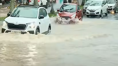 ഇന്നും അതിശക്തമായ മഴക്ക് സാധ്യത; 4 ജില്ലകളില്‍ ഓറഞ്ച് അലര്‍ട്ട്, മലയോര മേഖലകളില്‍ മലവെള്ളപ്പാച്ചിലിന് സാധ്യത