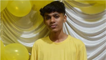 സ്വകാര്യ ബസ് ബൈക്കിലിടിച്ച് വിദ്യാര്‍ത്ഥി റോഡില്‍ വീണു; അതേ ബസ് കയറി ദാരുണാന്ത്യം