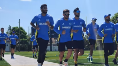 ഹാര്ദ്ദിക്കും സഞ്ജുവും അമേരിക്കയില് ഇന്ത്യൻ ടീമിനൊപ്പം, ഇനി എത്താനുള്ളത് വിരാട് കോലി മാത്രം