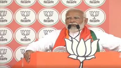 மேற்குவங்க இளைஞர்களின் வாய்ப்புகளை பறிக்கும் ஊடுருவல்காரர்கள்: பிரதமர் மோடி குற்றச்சாட்டு!