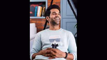 Mr. & Mrs. Mahi Cast Salaries: Rajkummar Rao Tops the List, See How Much Janhvi Kapoor and Others Earn