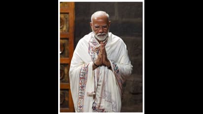 ವಿವೇಕಾನಂದ ಸನ್ನಿಧಿಯಲ್ಲಿ ಮೋದಿ 3 ದಿನದ ಧ್ಯಾನ ಮುಕ್ತಾಯ