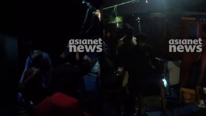 ആശ്വാസം! ബോട്ടിൽ കടലിൽ കുടുങ്ങിയ മത്സ്യത്തൊഴിലാളികളെ രക്ഷപ്പെടുത്തി, രക്ഷകരായി കോസ്റ്റൽ പൊലീസ്