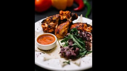 చికెన్ ను స్కిన్ తో తింటే ఏమౌతుందో తెలుసా?