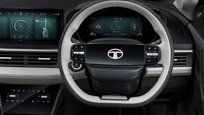  ടാറ്റ മോട്ടോഴ്‌സ് നെക്സോൺ ഇവി റെഡ് ഡാർക്ക് എഡിഷൻ വിപണിയിൽ