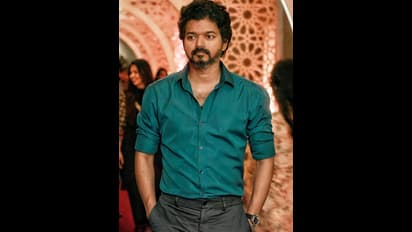 Vijay First Salary: இன்று ரூ.200 கோடி சம்பளம் வாங்கும்... தளபதி விஜய்யின் முதல் சம்பளம் எவ்வளவு தெரியுமா? 