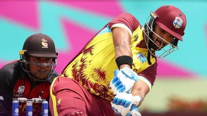 టీ20 ప్రపంచకప్‌లో దంచికొట్టారు.. రికార్డుల మోత మోగించారు.. 