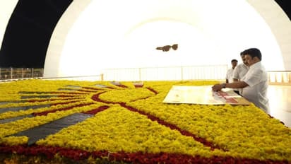 MK Stalin : நீங்கள் அமைத்த பாதையியல் நடைபோடும் திராவிட மாடல் - கலைஞரின் நினைவிடத்தில் முதல்வர் ஸ்டாலின்!