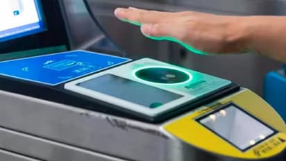  గూగుల్ పే, ఫోన్ పే ఇక అవసరం లేదు.. మీ చేయి చూపిస్తే  చాలు.. ఈ టెక్నాలజీ మీకు తెలుసా?