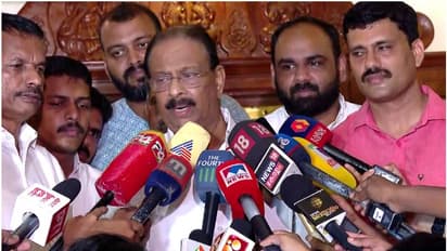 കോഴിക്കോട്ടെത്തി മുരളീധരനെ കണ്ട് സുധാകരൻ; 'ഒന്നും ആവശ്യപ്പെട്ടില്ല', തിരിച്ചുകൊണ്ടുവരുമെന്ന് കെപിസിസി അധ്യക്ഷൻ