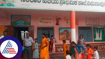 ಕುರಿ ಕಾಯುತ್ತಿದ್ದ ಮಕ್ಕಳನ್ನು ಶಾಲೆಗೆ ಕರೆ ತಂದ ಕುಷ್ಟಗಿ ಬಿಇಒ! ಸಾರ್ವಜನಿಕರಿಂದ ಮೆಚ್ಚುಗೆ