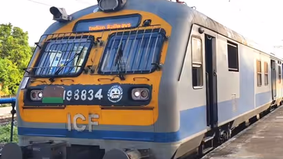 ஆயுத பூஜை, தொடர் விடுமுறை: சென்னை - தஞ்சை - சென்னை சிறப்பு மெமோ ரயில் அறிவிப்பு