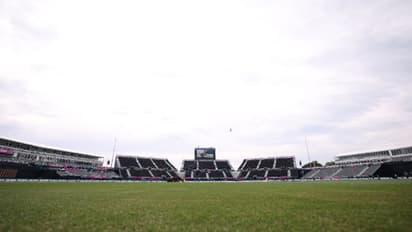 বাইশ গজের খারাপ খবর! ক্রিকেট খেলতে গিয়ে এবার মাঠেই মৃত্যু হল এক তরুণ ক্রিকেটারের