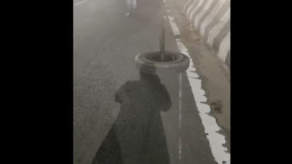 கழன்று  ஓடிய டயர்:  அதிர்ஷ்டவசமாக உயிர் தப்பிய பெண் காவல் ஆய்வாளர்!