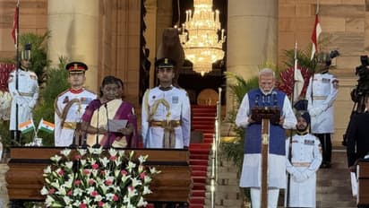 இந்திய பிரதமர், குடியரசு தலைவரின் சம்பளம் எவ்வளவு? இவ்வளவு சலுகைகளா?