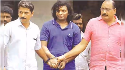 നന്ദൻകോട് കൂട്ടക്കൊല: കുറ്റപത്രം പ്രതിയെ വായിച്ചുകേൾപ്പിച്ചു, കുറ്റം നിഷേധിച്ച് കേദൽ ജിൻസൻ  