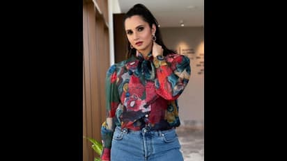 సానియా మీర్జ ఐటమ్ సాంగ్.. అవకాశం ఇచ్చిన తెలుగు హీరో ఎవరో తెలుసా..? 