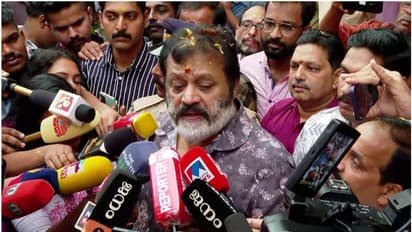 'അവരുടെ പാർട്ടിക്കാർ തന്നെ, അവർ തന്നെ തീർത്തോളും': വൈദികനെതിരായ മുഖ്യമന്ത്രിയുടെ പരാമർശത്തിൽ സുരേഷ് ഗോപി