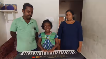 ബർത്ത് ഡേ ഗിഫ്റ്റ് കളിപ്പാട്ടമായി നൽകി, പിന്നെ കേൾക്കുന്നത് ജനഗണമന...; അകക്കണ്ണാൽ വിസ്മയം തീർത്ത് വൈഗ