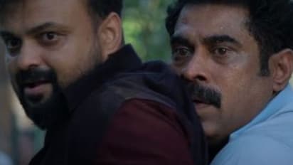 ചിരിപ്പിച്ച് രസിപ്പിക്കാൻ ചാക്കോച്ചന്റെ ഗര്ര്ര്