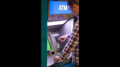 Bengaluru: ವೃದ್ಧನ ಎಟಿಎಂ ಬದಲಿಸಿ ₹3.75 ಲಕ್ಷ ಡ್ರಾ: ನಿವೃತ್ತ ಸರ್ಕಾರಿ ಉದ್ಯೋಗಿಗೆ ಮೋಸ