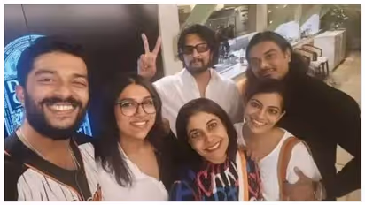 ವರ್ಷಗಳೇ ಕಳೆದರೂ ಅಂದ ಕಮ್ಮಿ ಅಗಿಲ್ಲ; ಸುದೀಪ್‌ ಫ್ಯಾಮಿಲಿ ಜೊತೆ 'ಮಾಣಿಕ್ಯ' ವರ!