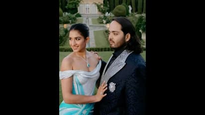 ಅಂಬಾನಿ ಮಹಿಳೆಯರ ಕೈಗೆ ಮೆಹಂದಿ ಹಾಕೋ ವೀಣಾ ಚಾರ್ಜ್ ಮಾಡೋದೆಷ್ಟು?