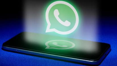 Whatsapp : இது செம அப்டேட்.. தமிழில் பேசினால் ஆங்கிலத்தில் வரும்.. மொழியை மாற்றும் வாட்ஸ் அப் - முழு விவரம்!