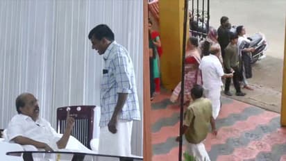 പരിപാടി തുടങ്ങാൻ വൈകി, സംഘാടകരോട് ക്ഷോഭിച്ച് ജി സുധാകരൻ; പിന്നാലെ ഇറങ്ങിപ്പോയി