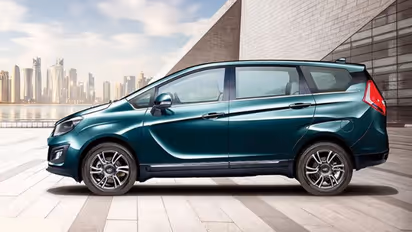 Mahindra Marazzo : எப்படி இருந்த பங்காளி நீ! மஹிந்திரா மராஸ்ஸோவுக்கு இப்படியொரு கதியா!