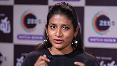 రామ్‌చరణ్‌, నా మధ్య గొడవ పెట్టి ఎంజాయ్‌  చేసేవాడు.. బాబాయ్‌ పవన్‌ గురించి సుస్మిత ఇంట్రెస్టింగ్‌ కామెంట్స్ 