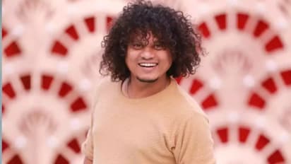 30 ரூபாய்க்கு எச்சல் இலை எடுத்து கஷ்டப்பட்ட விஜய் டிவி புகழின் இன்றைய சொத்து மதிப்பு எத்தனை கோடி தெரியுமா?