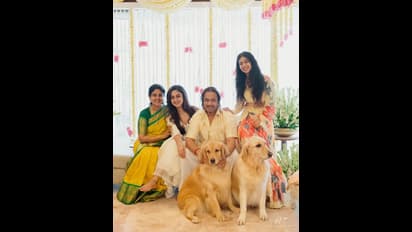 ಅಕ್ಕ ಐಶ್ವರ್ಯ ಸರ್ಜಾ ಮದುವೆಯಲ್ಲಿ ಸಖತ್ತಾಗಿ ಮಿಂಚಿದ ಅಂಜನಾ ಅರ್ಜುನ್ 